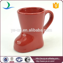 2105 taza de cerámica de la venta del gres rojo caliente de la venta con la impresión modificada para requisitos particulares de la insignia
